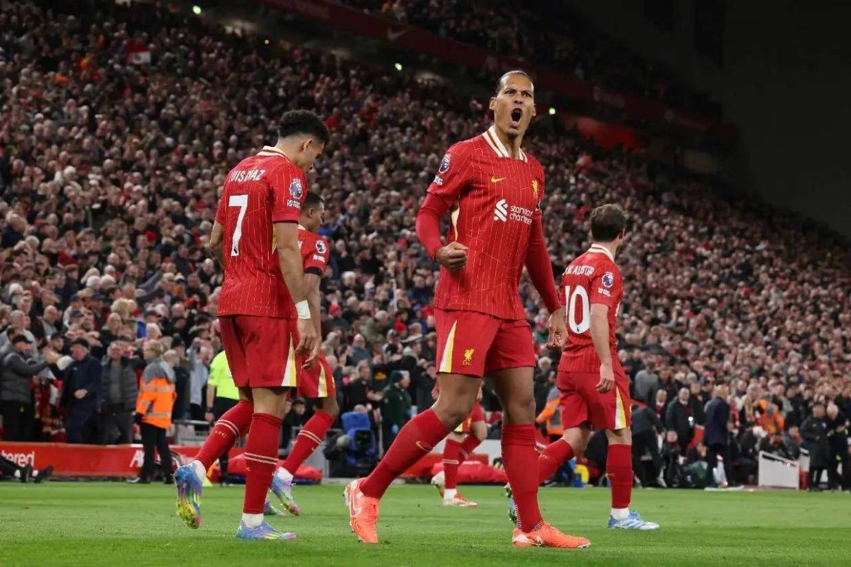 2-1！范迪克将功补过！还剩6轮领先13分，利物浦最快下轮英超夺冠